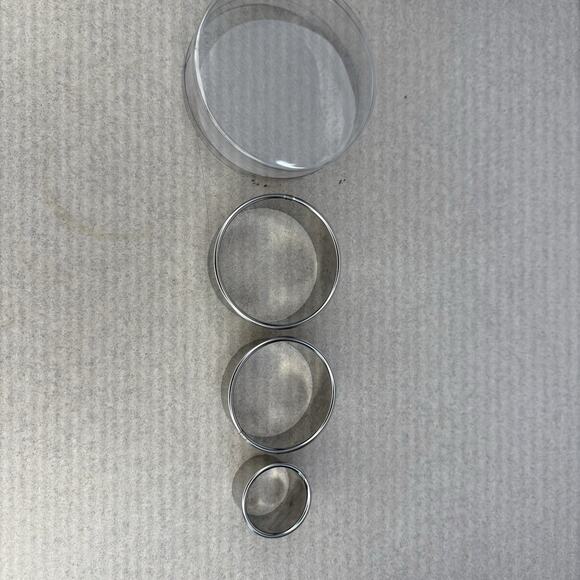 Pampered Chef Lot of‎ 3 Veggie Wedger Mango Wedger Biscuit Cutting Set Retired - Picture 9 of 13